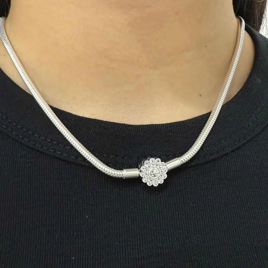 Collar Persefone Dije Florcita con carita