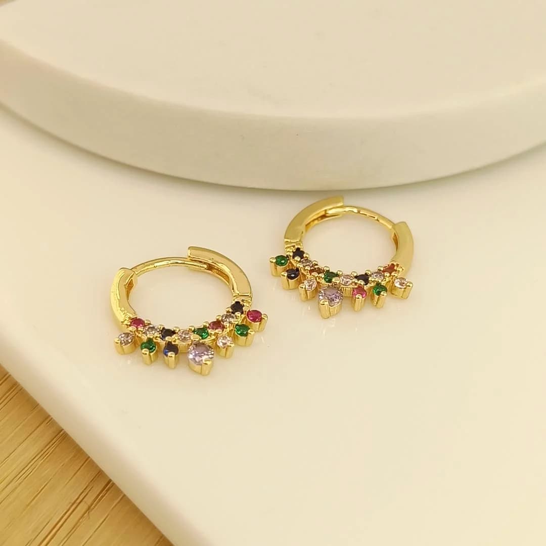 Argollas Dorado Nadi - Piedritas Coloridas